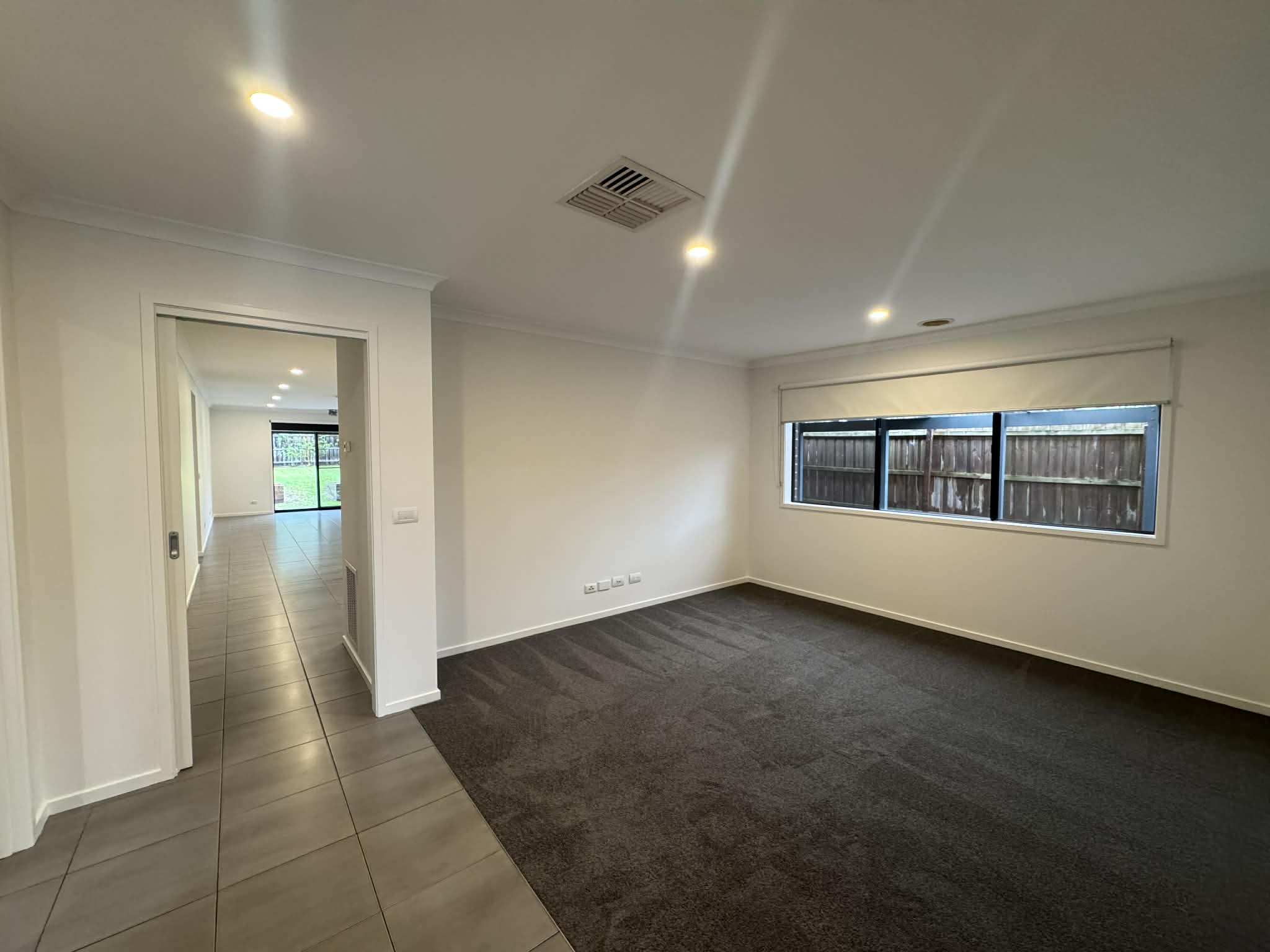 00a78385-cde6-4f75-bf10-493848ebc299 00a78385-cde6-4f75-bf10-493848ebc299