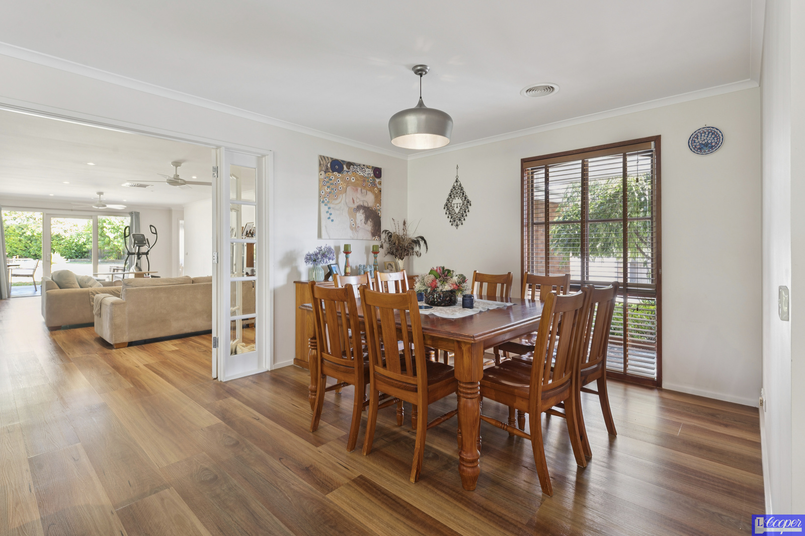 004_Open2view_ID988867-8_Blackwood_Rise