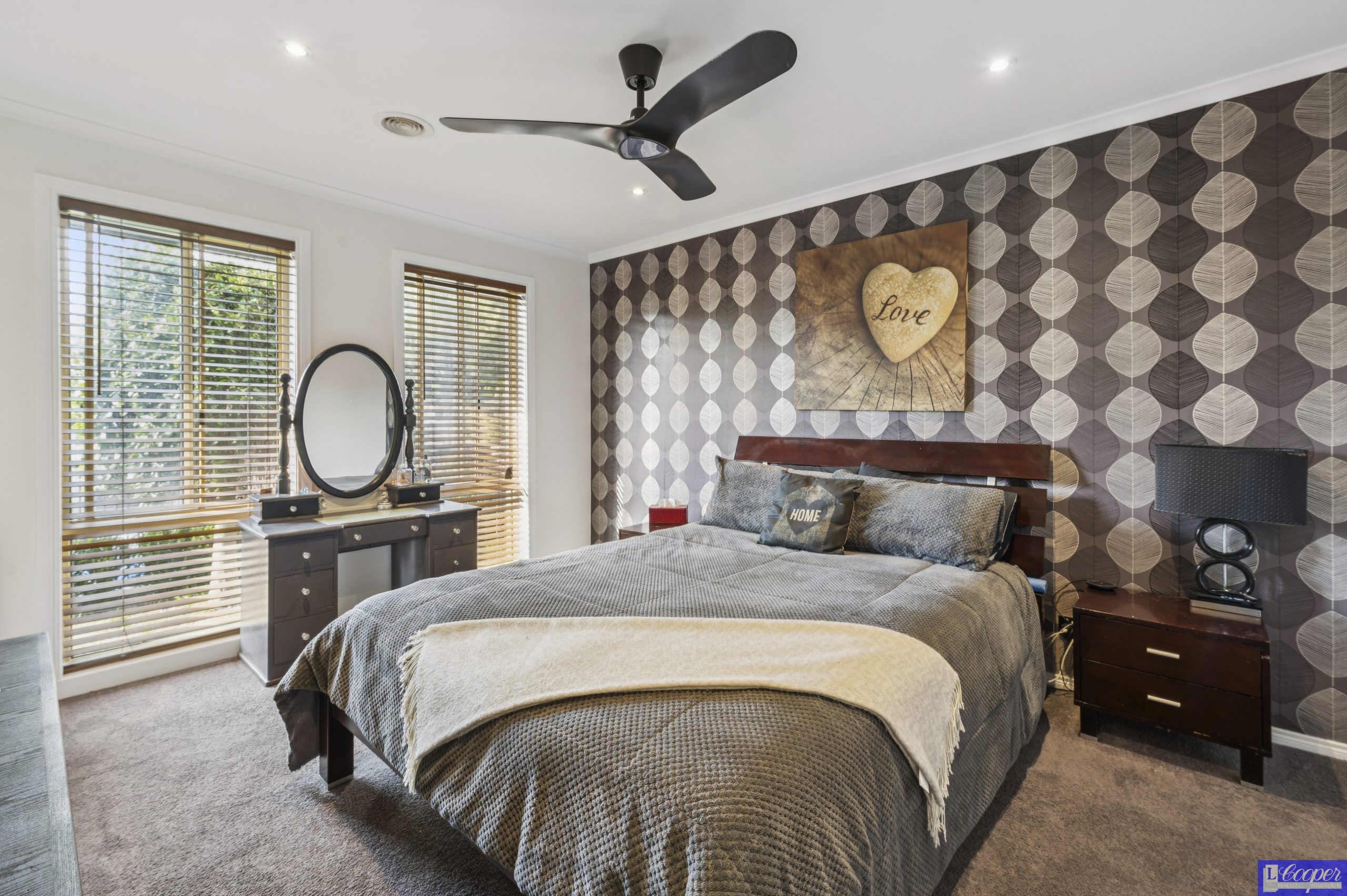 002_Open2view_ID994928-23_Lavender_Lane