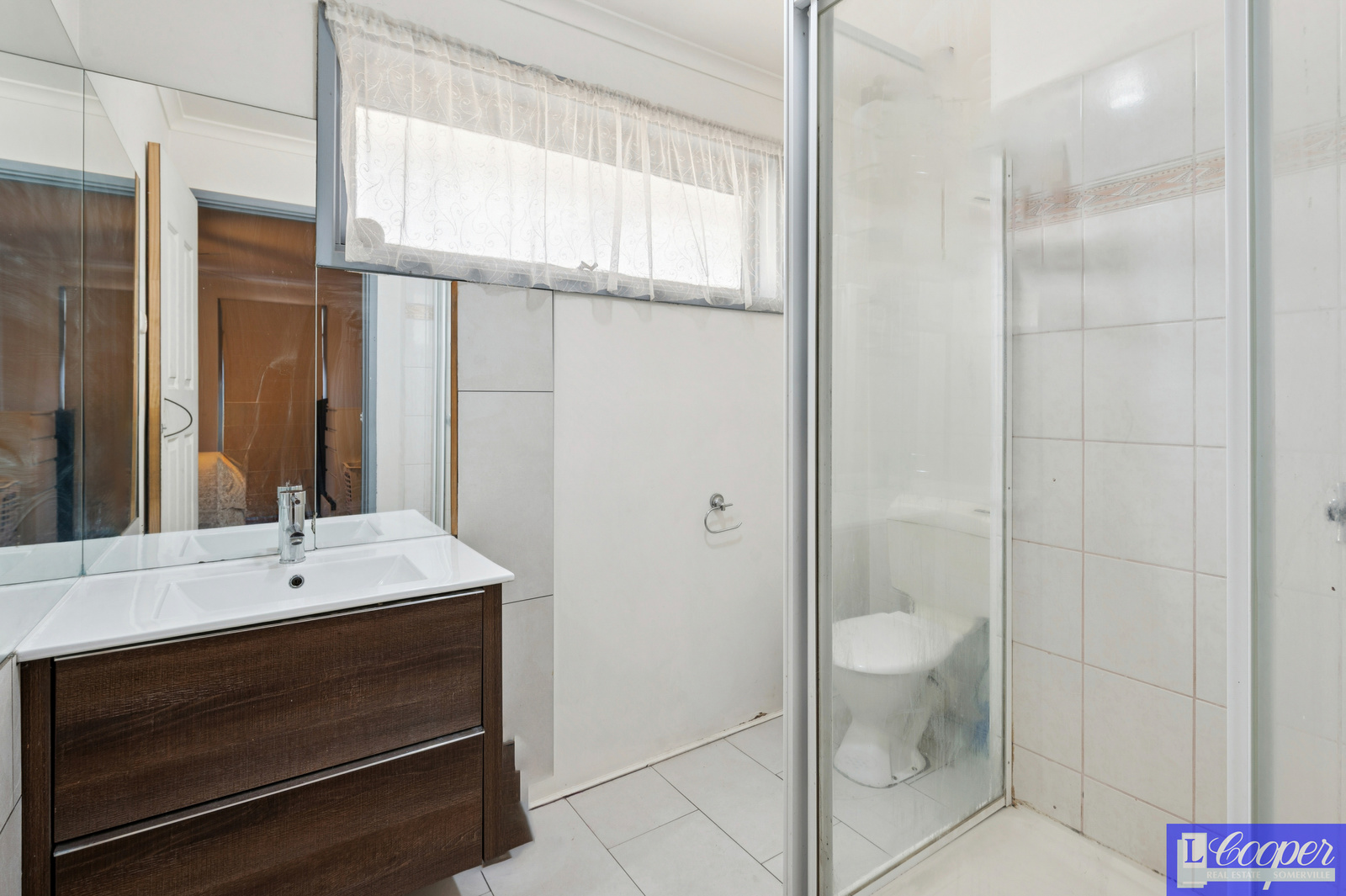 007_Open2view_ID993867-2_Tiga_Court