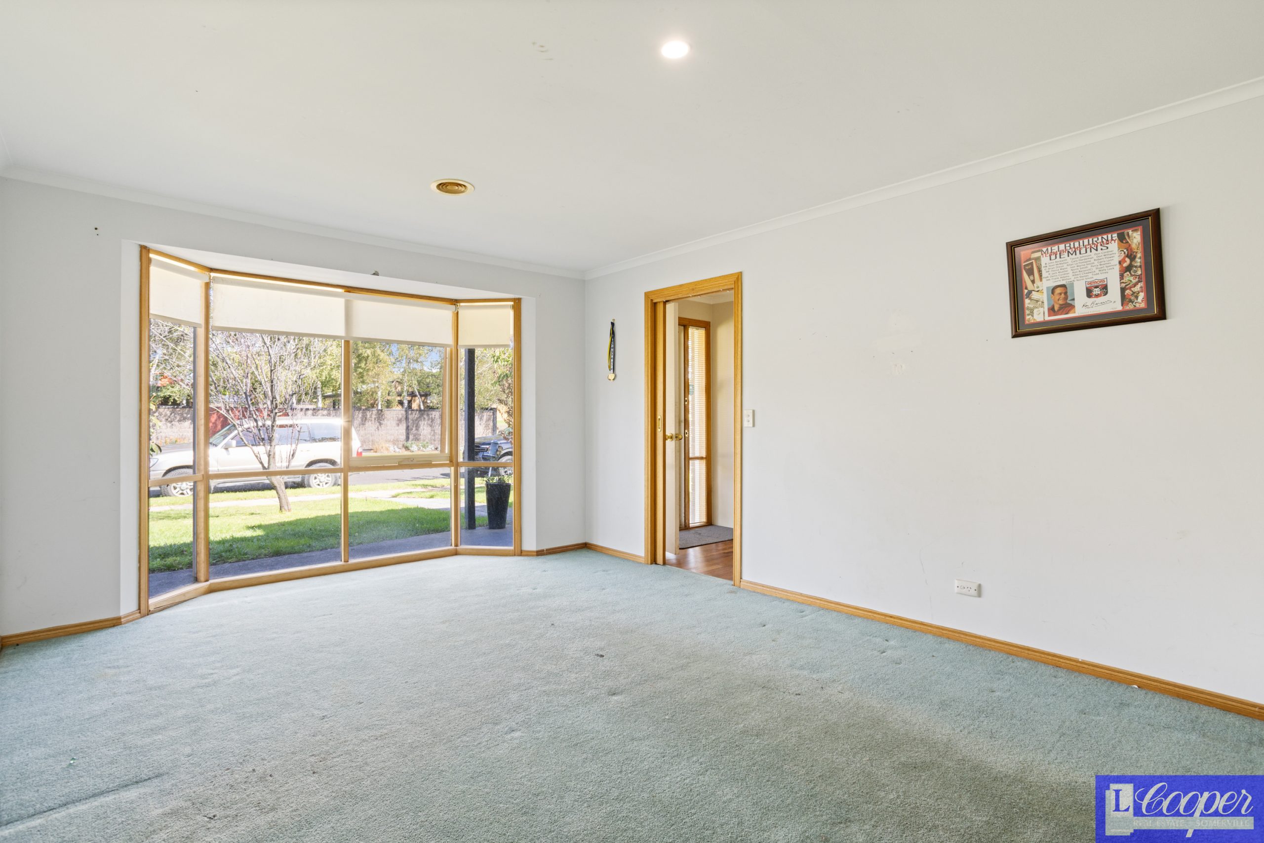 002_Open2view_ID1004170-10_Sinclair_Street