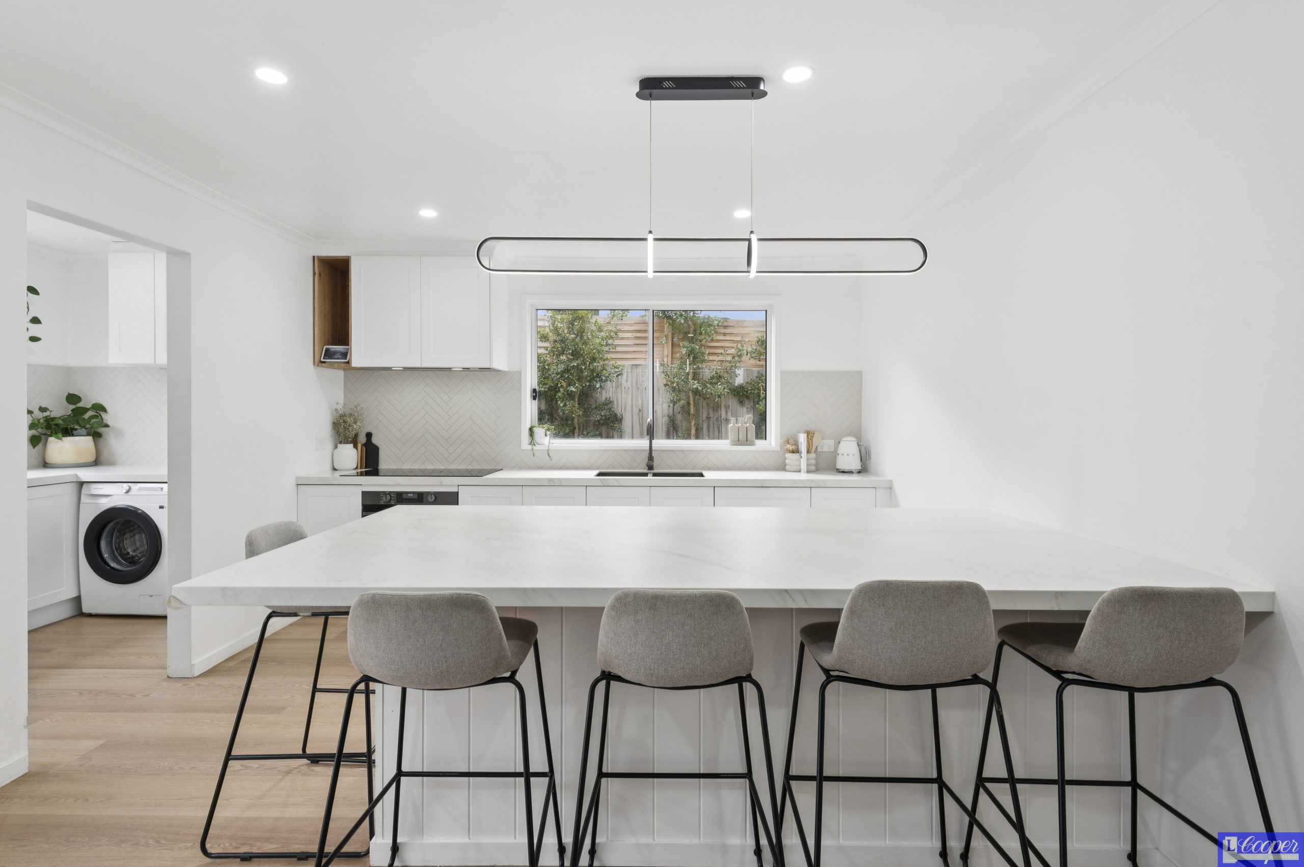 002_Open2view_ID1019550-6_Clarinda_Street