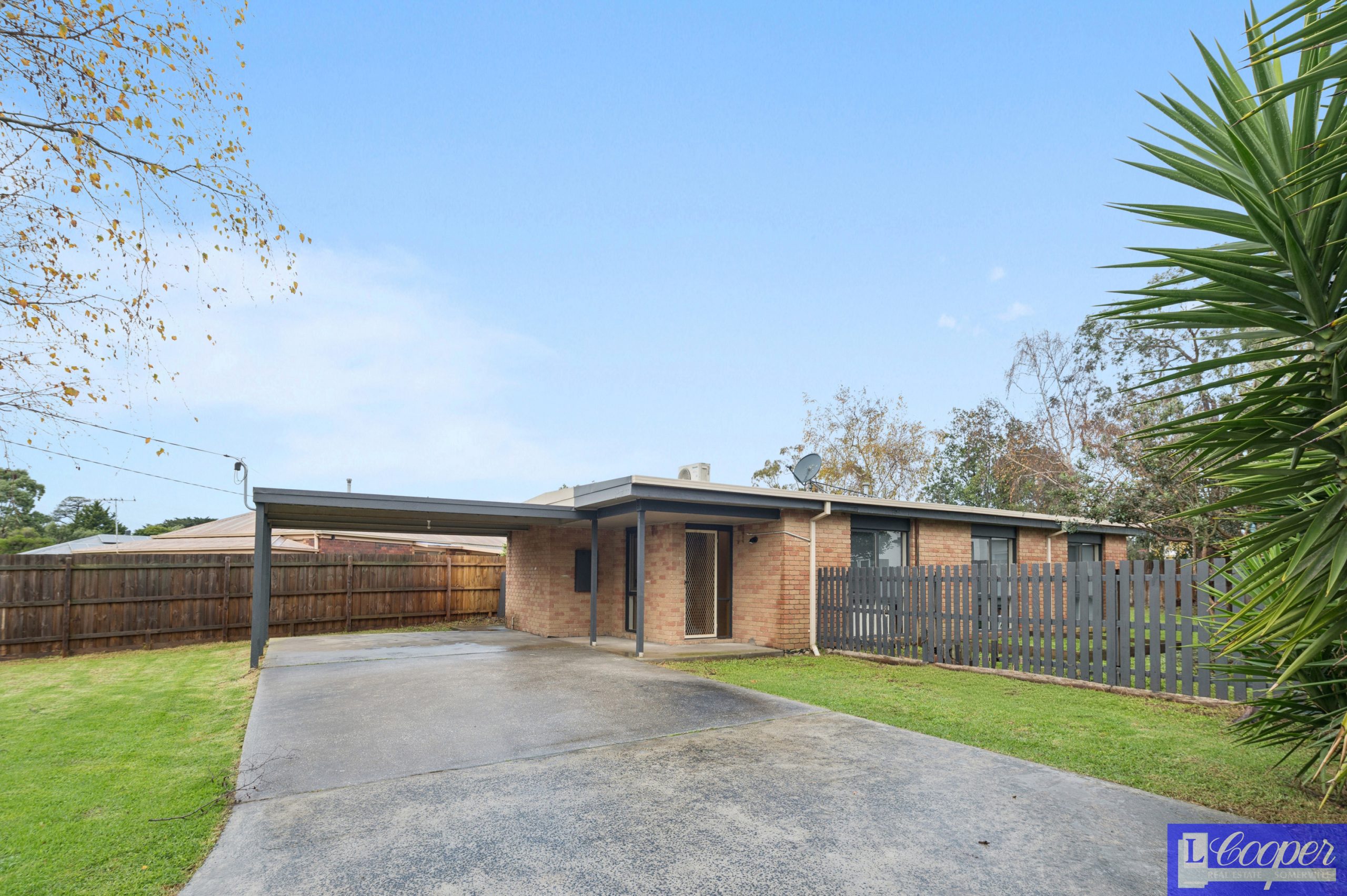 014_Open2view_ID1017717-123_Eramosa_Road_East